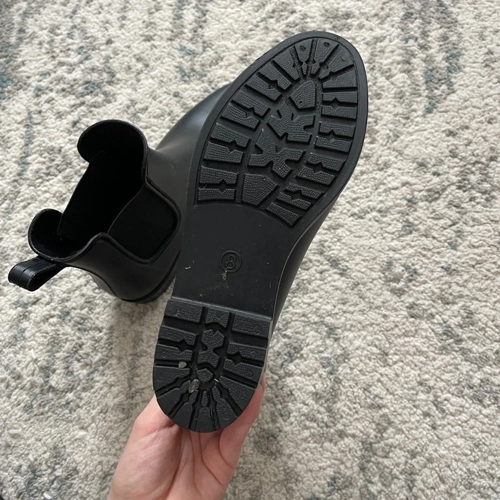 A New Day Chelsea Rain Boot - Picture 2 of 4